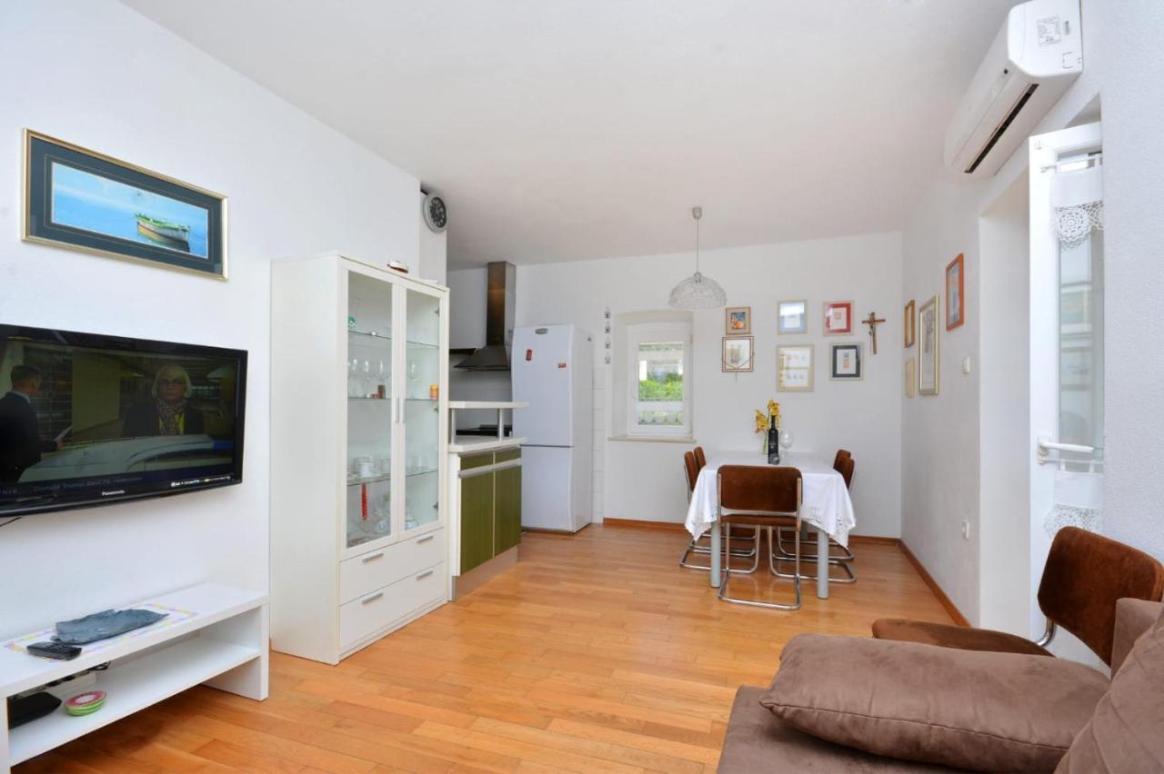 Apartman Vanda Apartment Подстрана Екстериор снимка